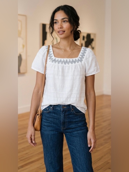 Hem & Thread Tops - Hem and Thread blouse